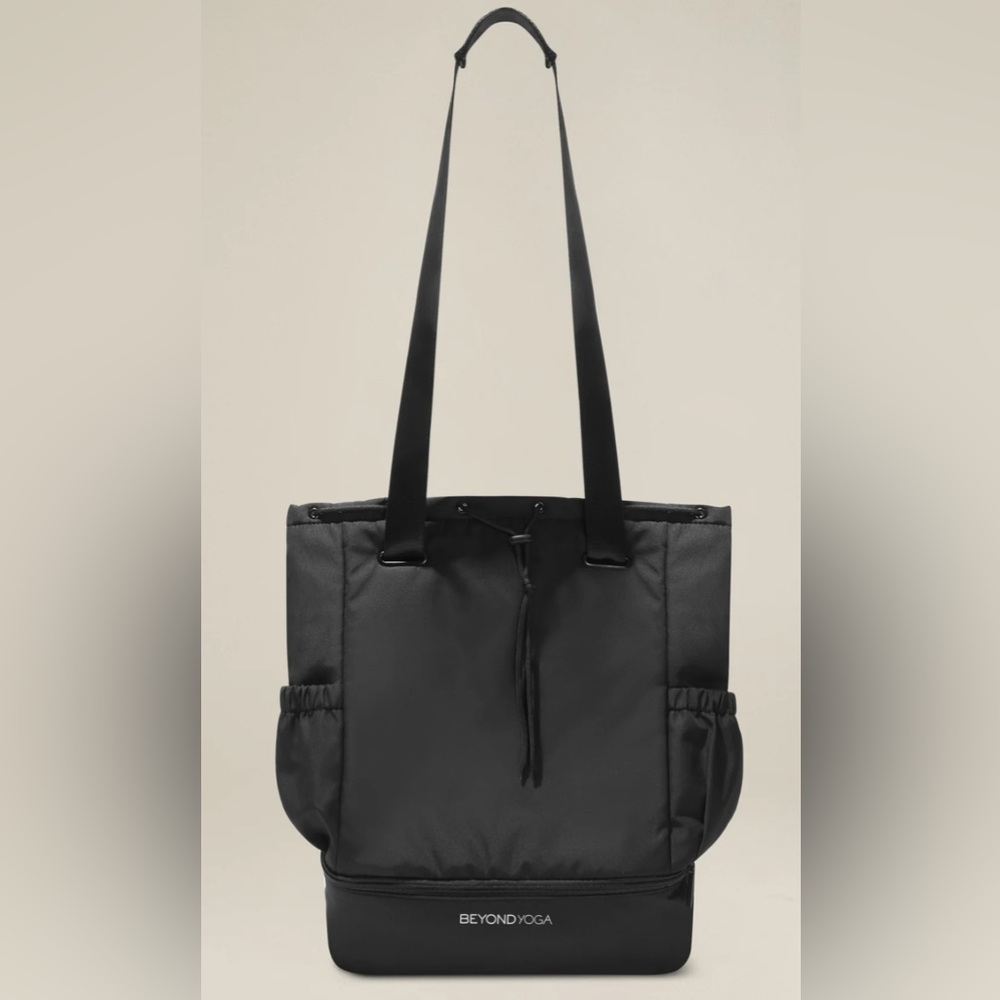 Beyond Yoga Convertible Gym‎ Bag Black - Picture 2 of 8